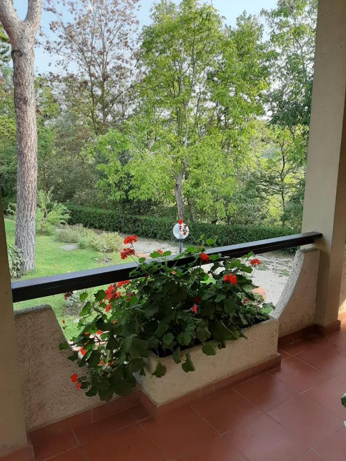 Valle degli Ulivi Terni Esterno foto