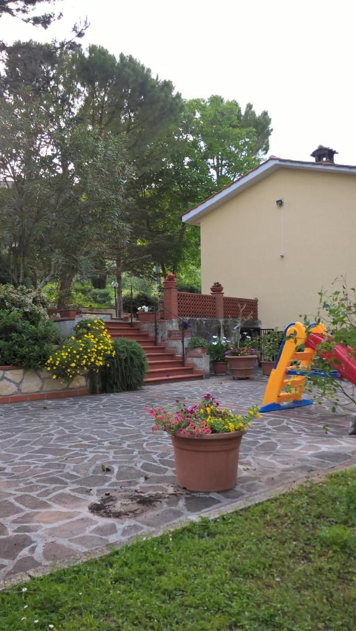 Valle degli Ulivi Terni Esterno foto